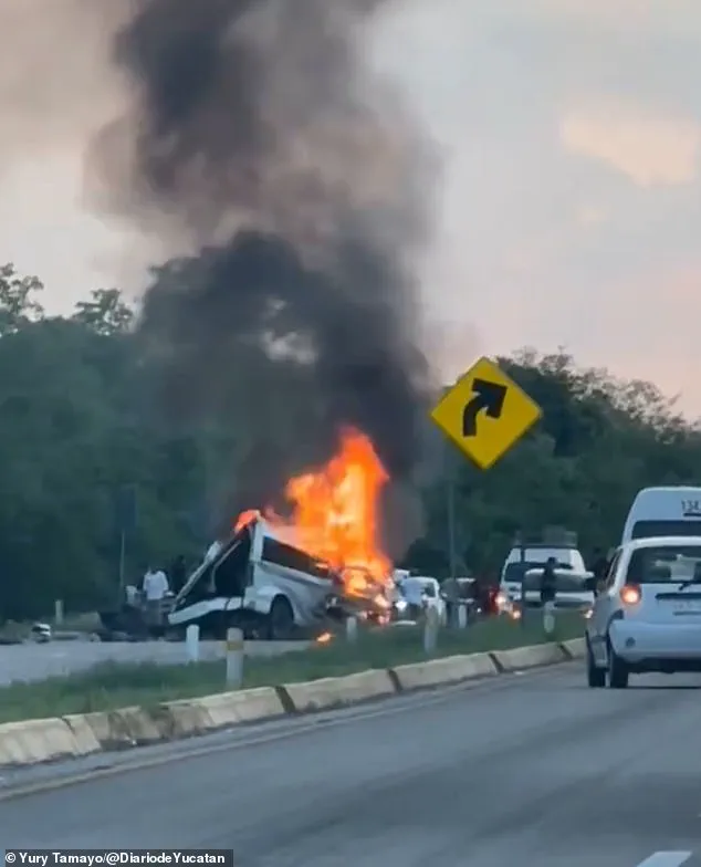 Tragic Crash in Mexico's Yucatán Peninsula Claims 15 Lives