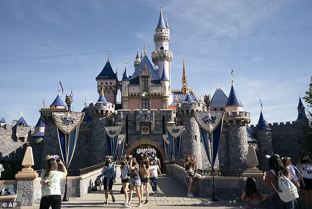 Disneyland Files Permits for New 6,000-Space Parking Structure with Pedestrian Bridge to Downtown Disney