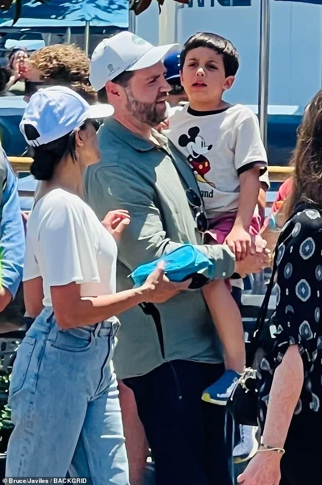Alleged Pipe Bomb Threats at Disneyland Targeting JD Vance Prompt Rapid Law Enforcement Response