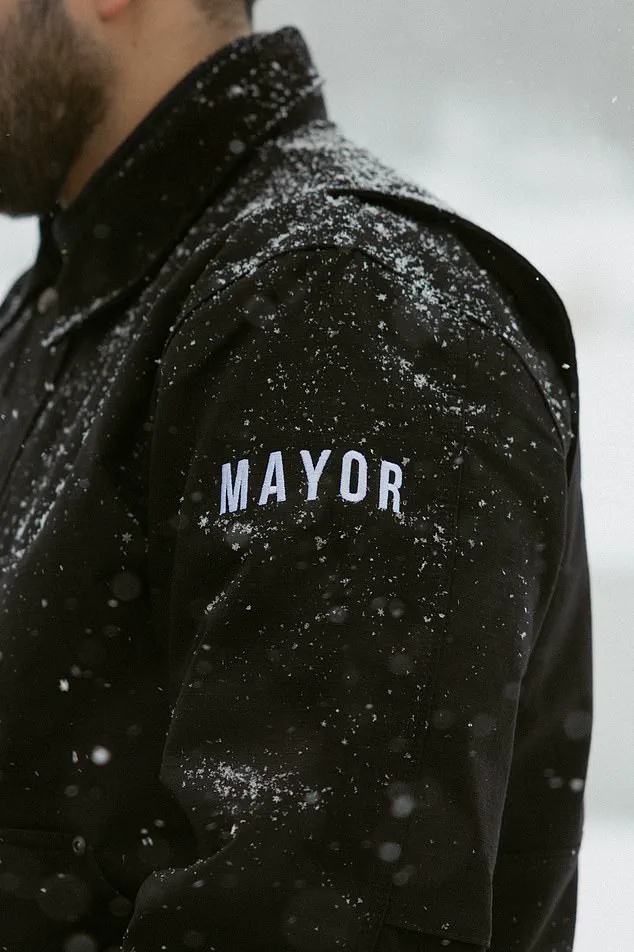New York City Mayor Zohran Mamdani's Press Conference During Blizzard Sparks Public Discourse on Attire Choice
