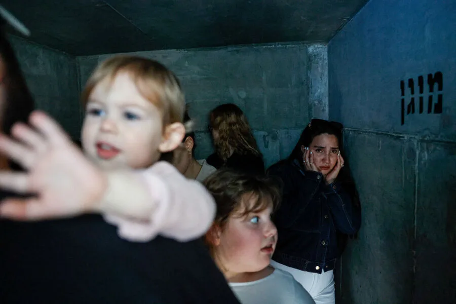 Iran Warns of Full Military Mobilization to Counter Israeli and U.S. Aggression as Tensions Escalate