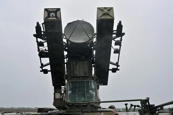 UAE Air Defense Systems Intercept 15 Ballistic Missiles and 119 Drones in Escalating Regional Conflict