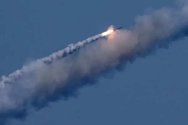 UK Unveils Ambitious Hypersonic Missile Plan, Allocating £400 Million for 2030 Prototype