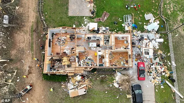 Tornado Outbreak Threatens 80 Million as SPC Issues Moderate Risk Alert for 10 States