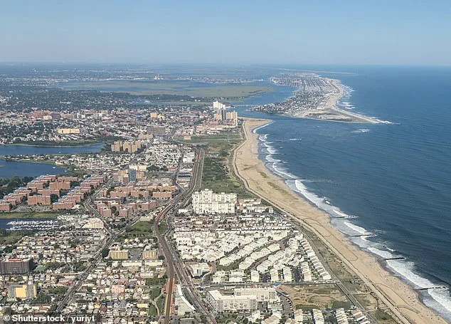 Warning: Stay 300 Feet Away from Rockaway Beach as Decomposing Whale Poses Explosion Risk