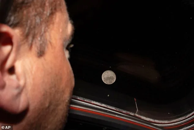 Reid Wiseman's Prophetic Fortune Cookie Comes True with Artemis II Mission