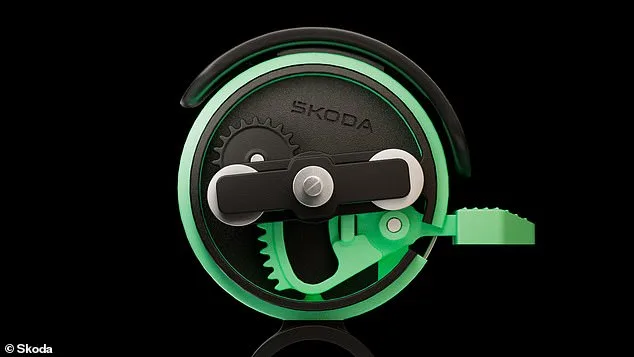 From Classic to Cutting-Edge: Škoda's DuoBell Rides to the Rescue of Modern Urban Safety
