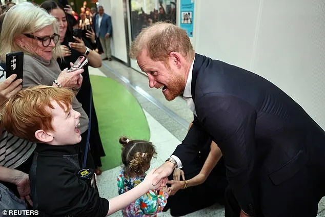 Sussex Style: Handing Gifts on the Go