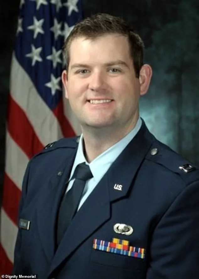 U.S. Intelligence Officer Dies Mysteriously, Sparking Extraterrestrial Conspiracy Theories.